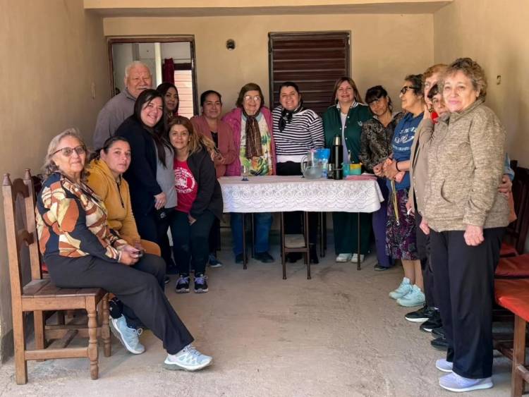 Chepes: Reunión con vecinos del Barrio Sector 4