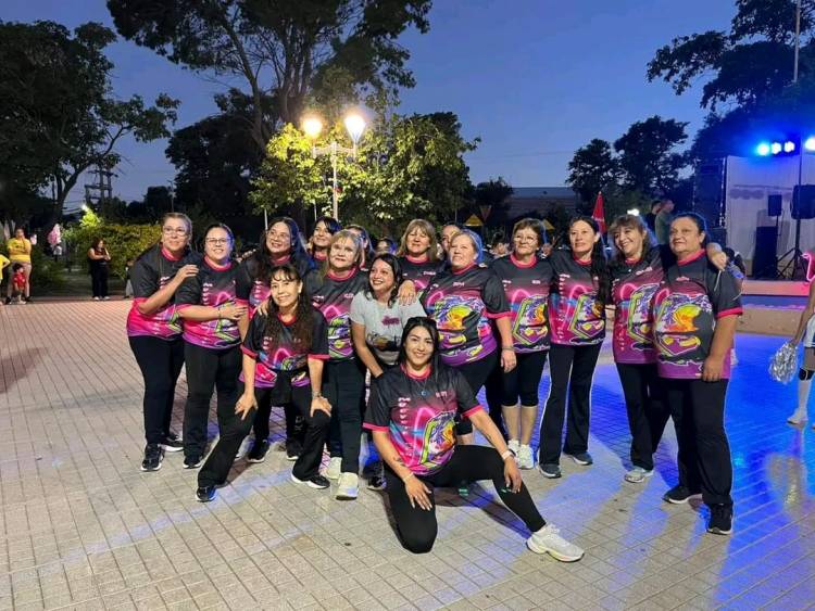 “Muévete con Katy”: una propuesta que une generaciones a través del baile