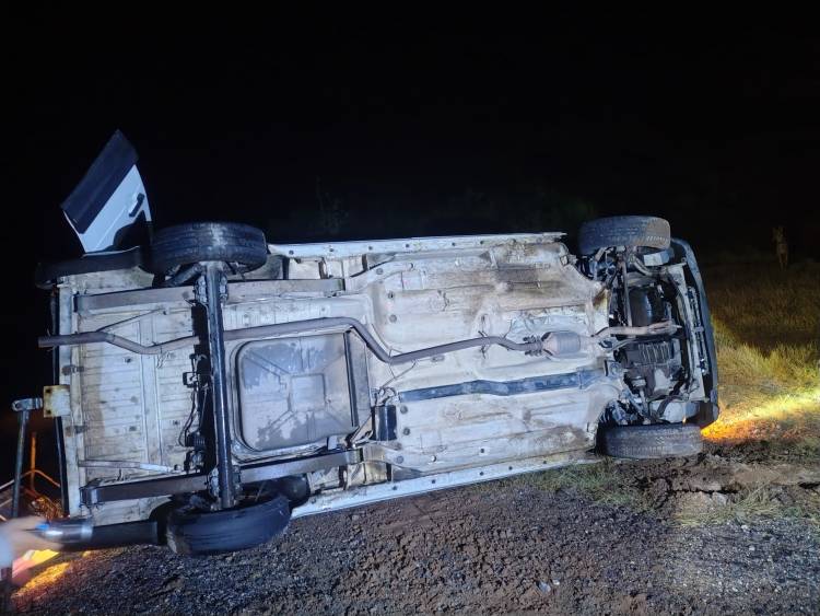 Vuelco en Ruta 5: una familia protagonizó el siniestro mientras remolcaban otro vehículo