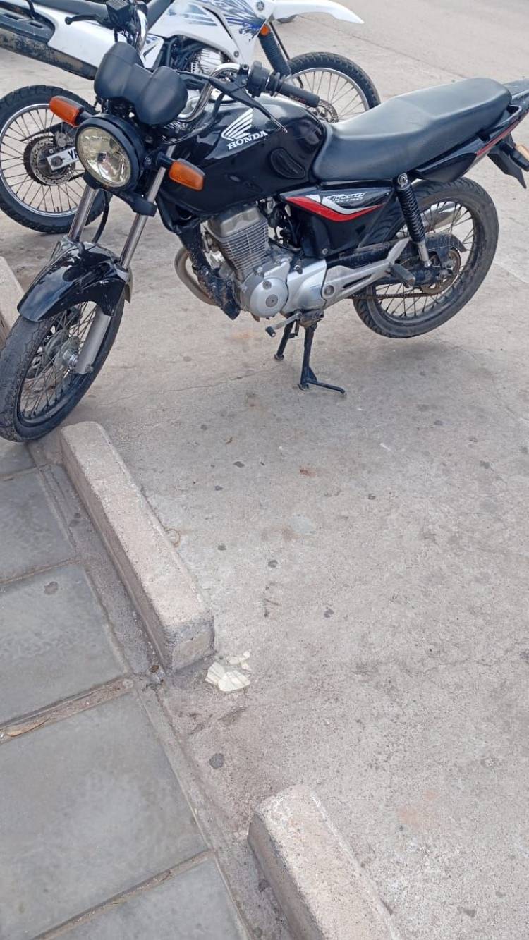 Choque entre bicicleta y moto dejó solo daños materiales en Chepes