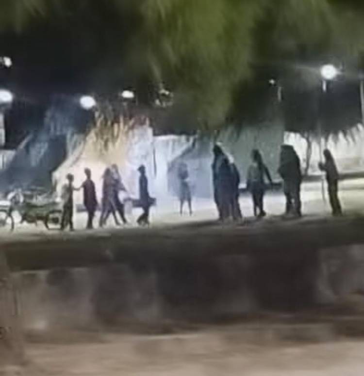 Chepes: Disturbios entre estudiantes en el predio del ferrocarril