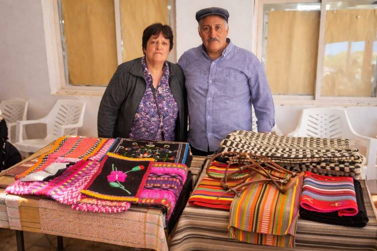 Hilos de memoria en la Quebrada de la Aguada: una familia que teje su historia