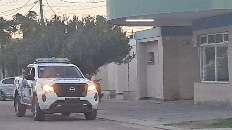 Balance policial del fin de semana: controles, un vuelco  y operativos preventivos en toda la región