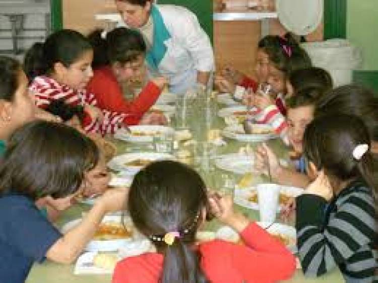 Se reactivan los comedores escolares en 33 establecimientos de Rosario Vera Peñaloza