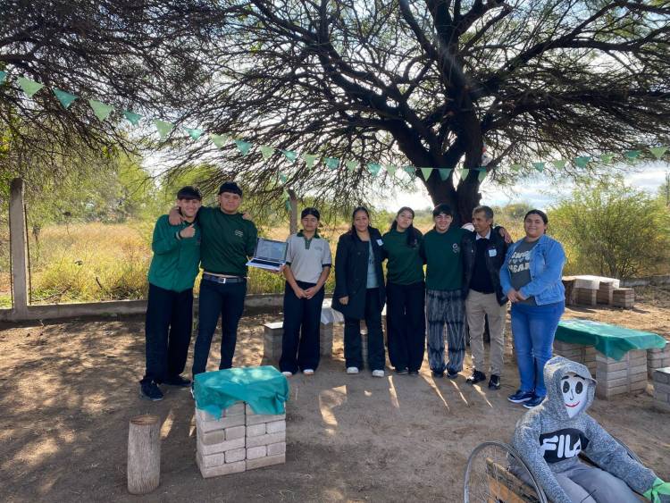 Ulapes: alumnos transformaron el patio de su escuela y convocan a la comunidad a colaborar