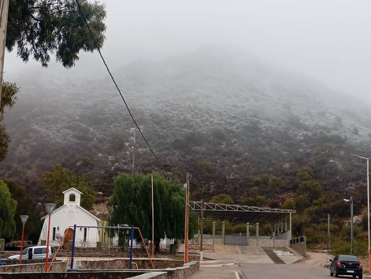 Importantes nevadas en la Sierra de los Llanos, Chepes, Chilecito y Bajo Jagüé