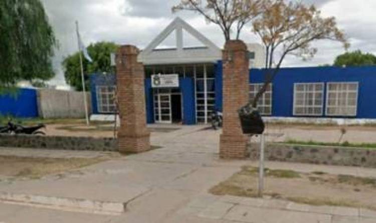 Chepes: detuvieron a un policía denunciado por agredir y amenazar con un arma a una mujer