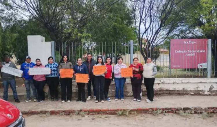Ambil: padres mantienen la protesta por el estado de la escuela y exigen la presencia del ministro de Educación